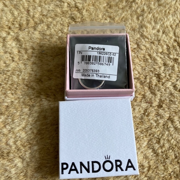 Brand new Pandora Wedding/Engagement Tiara Ring size 52 / 6 - Picture 3 of 4